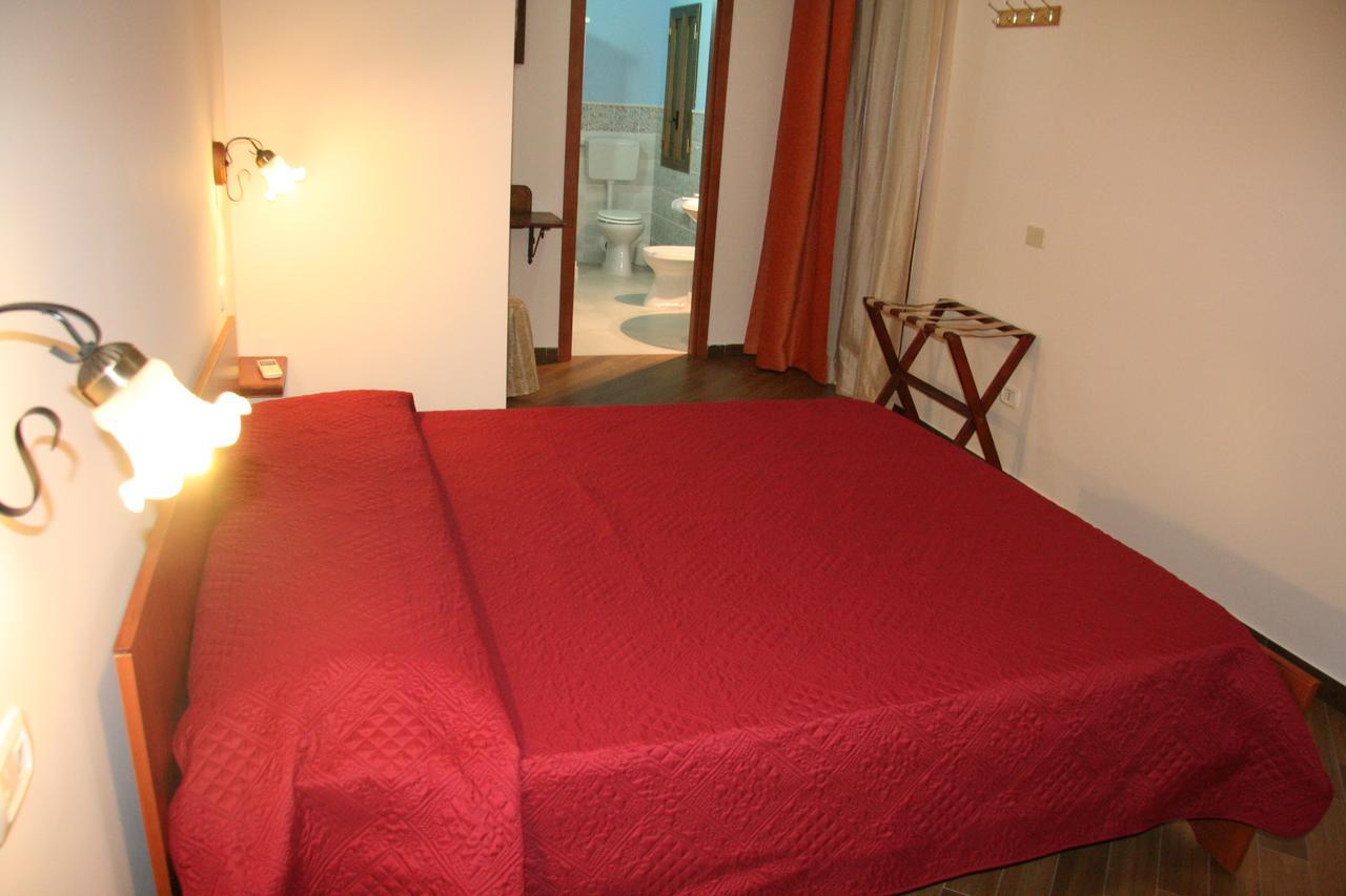 Borgo Manfria Hotel Джеля Екстериор снимка
